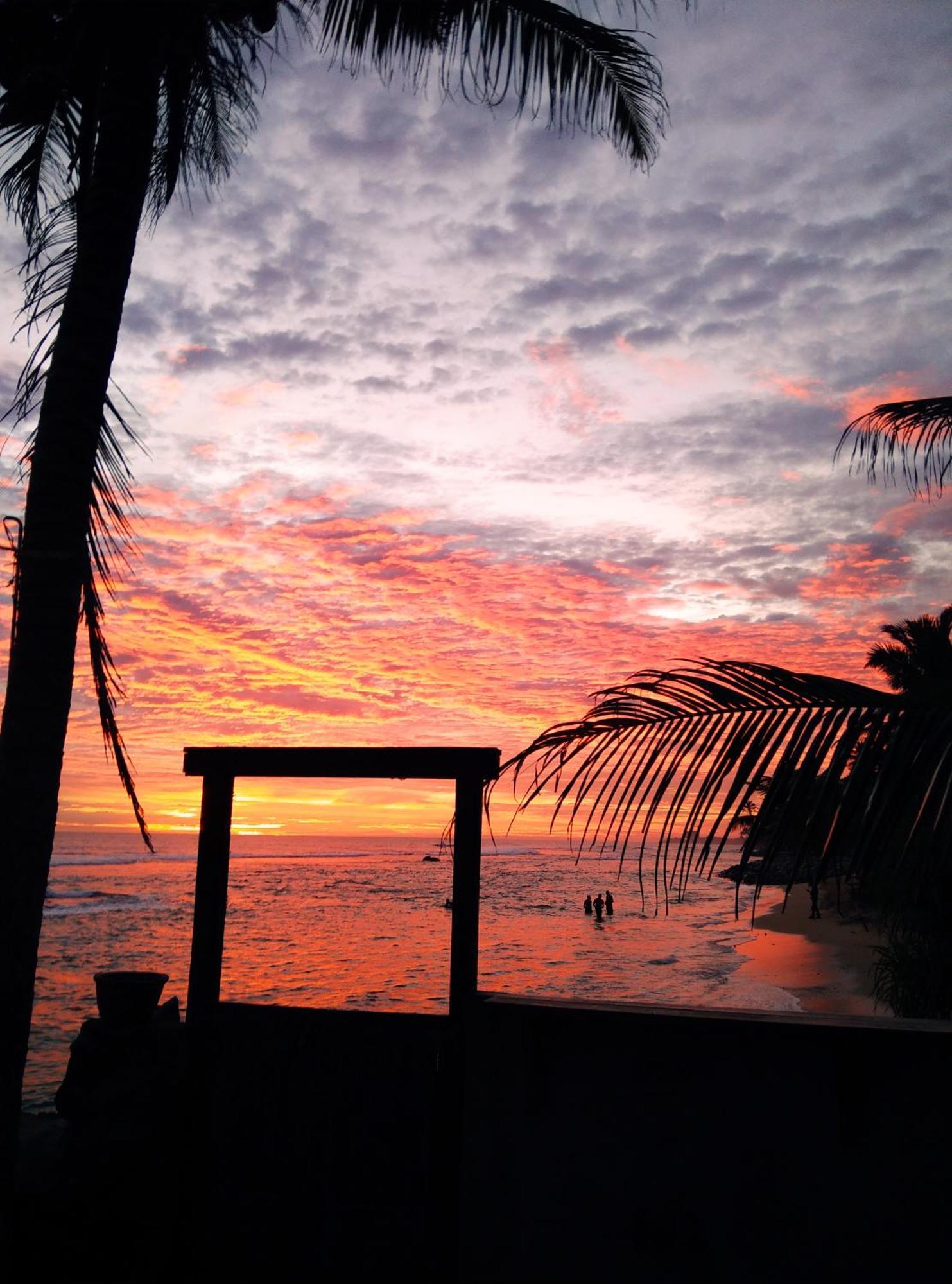 Beach Inns Holiday Resort Matara Esterno foto