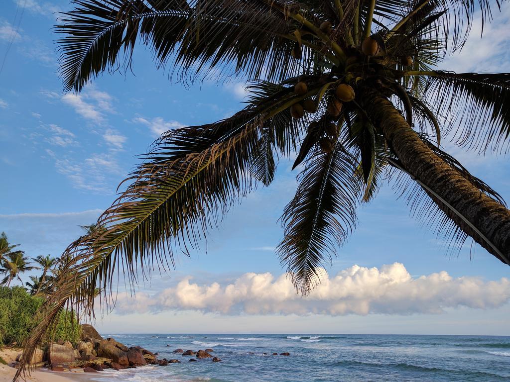 Beach Inns Holiday Resort Matara Esterno foto