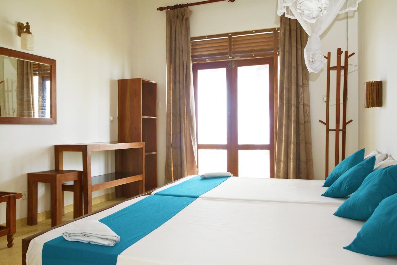 Beach Inns Holiday Resort Matara Esterno foto