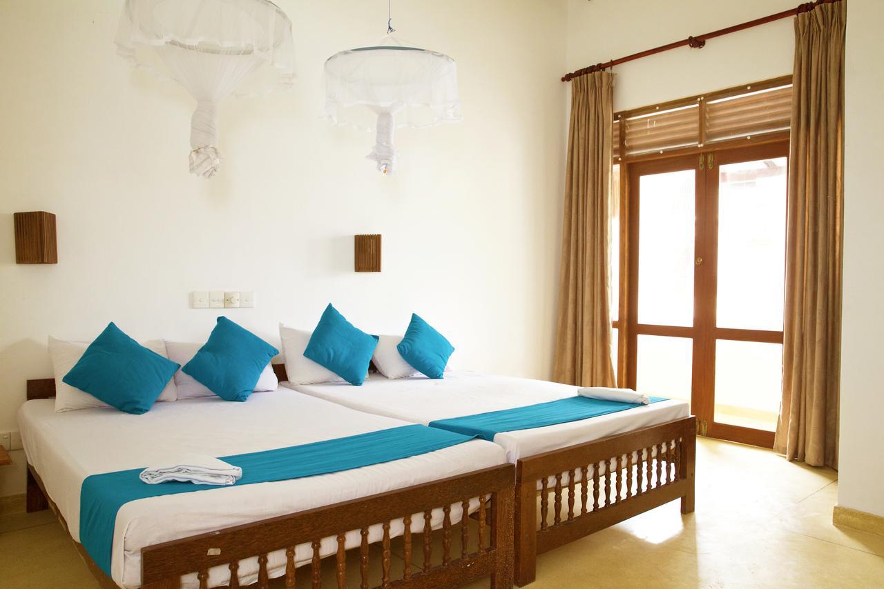 Beach Inns Holiday Resort Matara Esterno foto