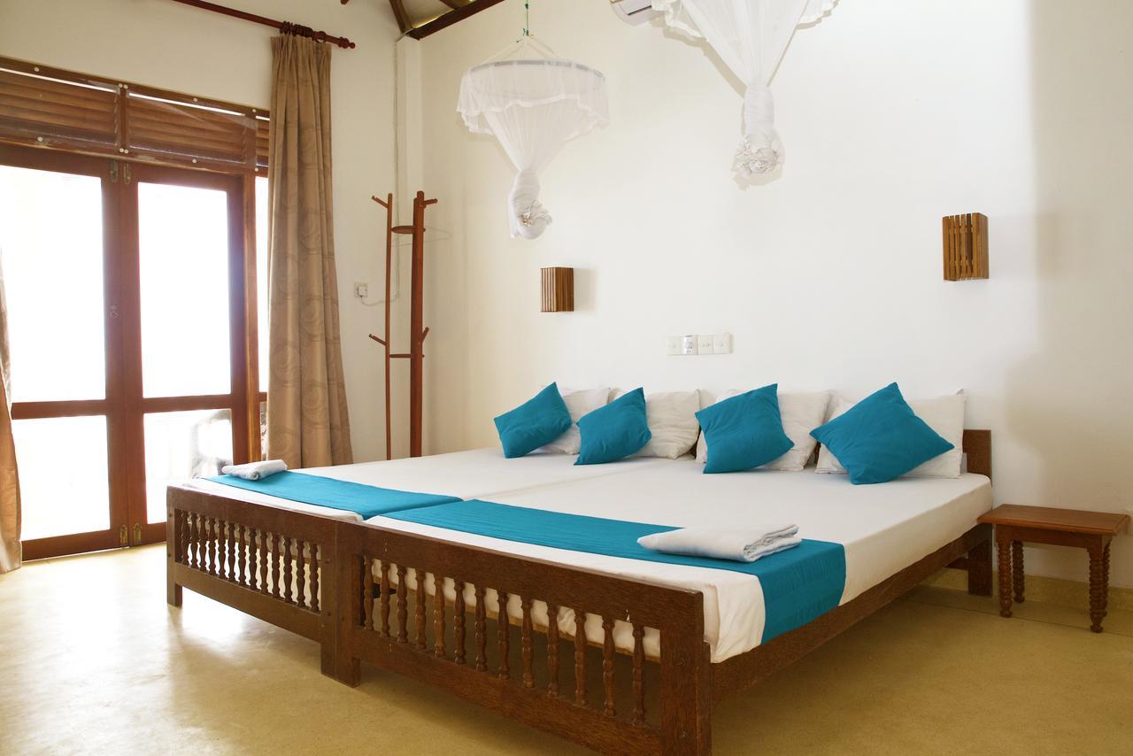 Beach Inns Holiday Resort Matara Esterno foto