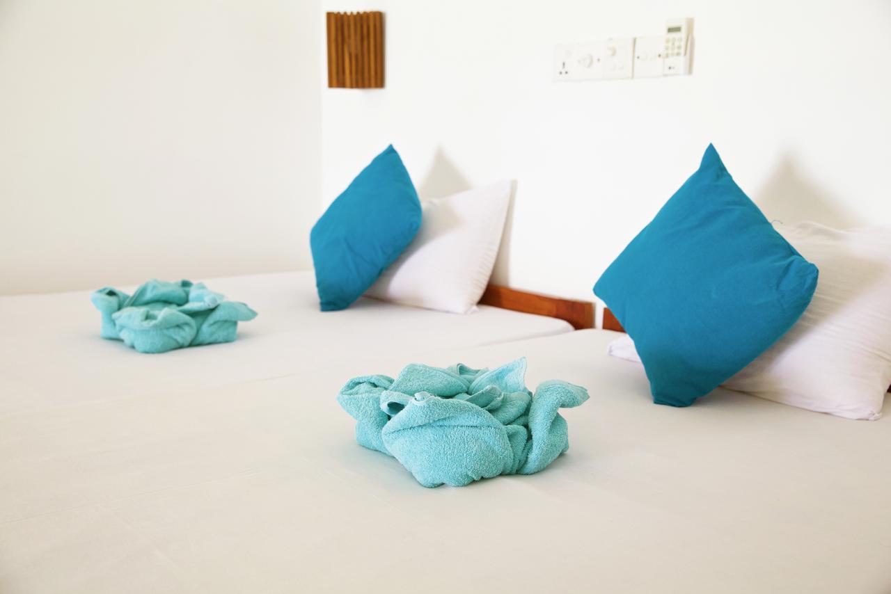 Beach Inns Holiday Resort Matara Esterno foto