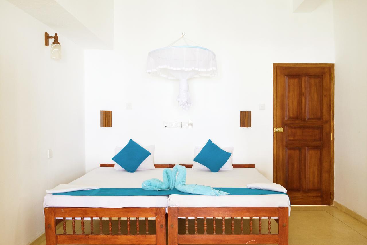 Beach Inns Holiday Resort Matara Esterno foto
