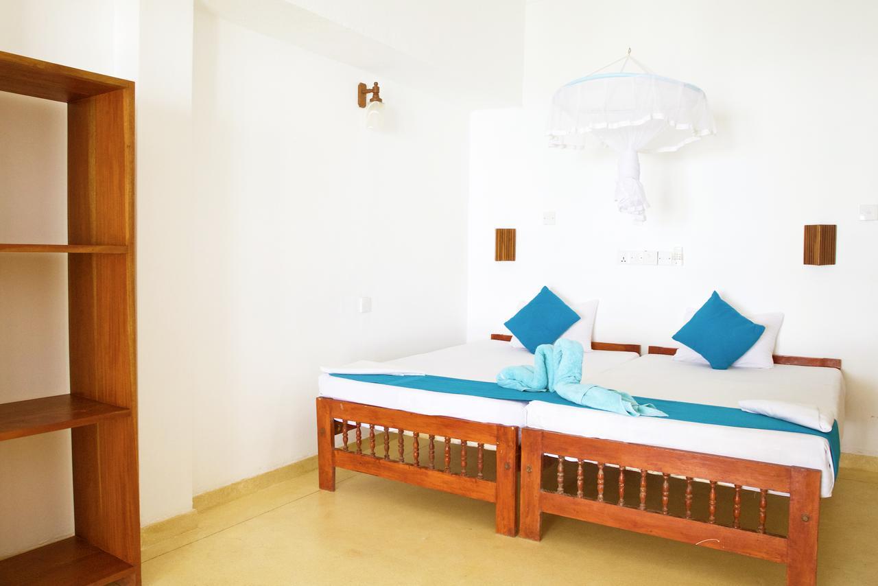 Beach Inns Holiday Resort Matara Esterno foto