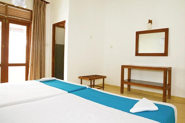 Beach Inns Holiday Resort Matara Esterno foto