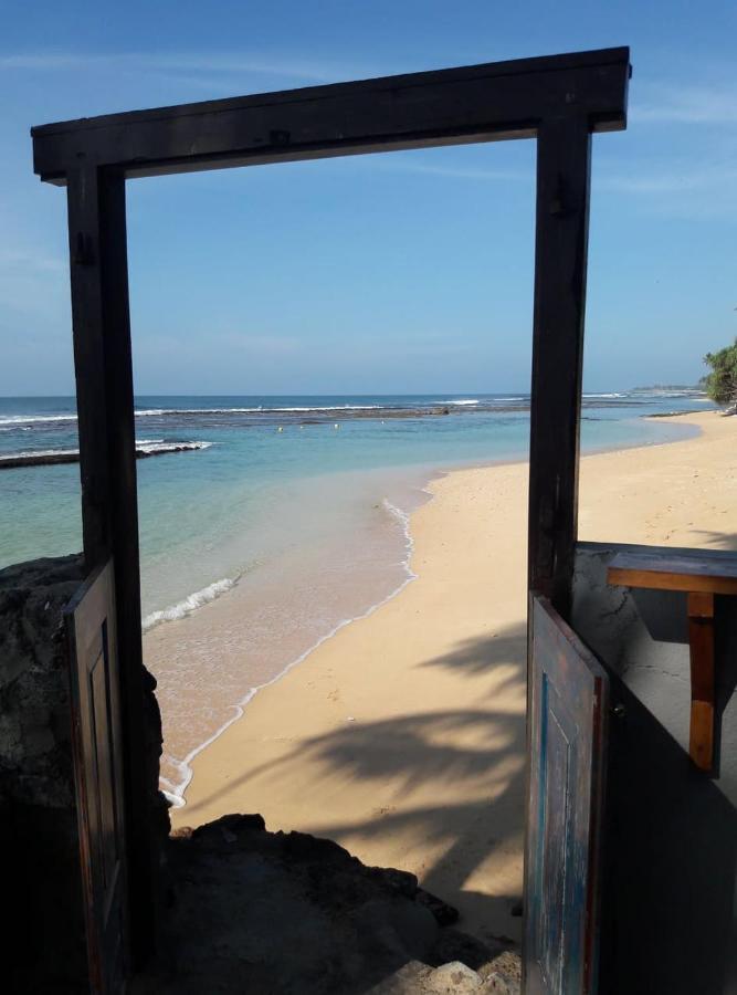 Beach Inns Holiday Resort Matara Esterno foto